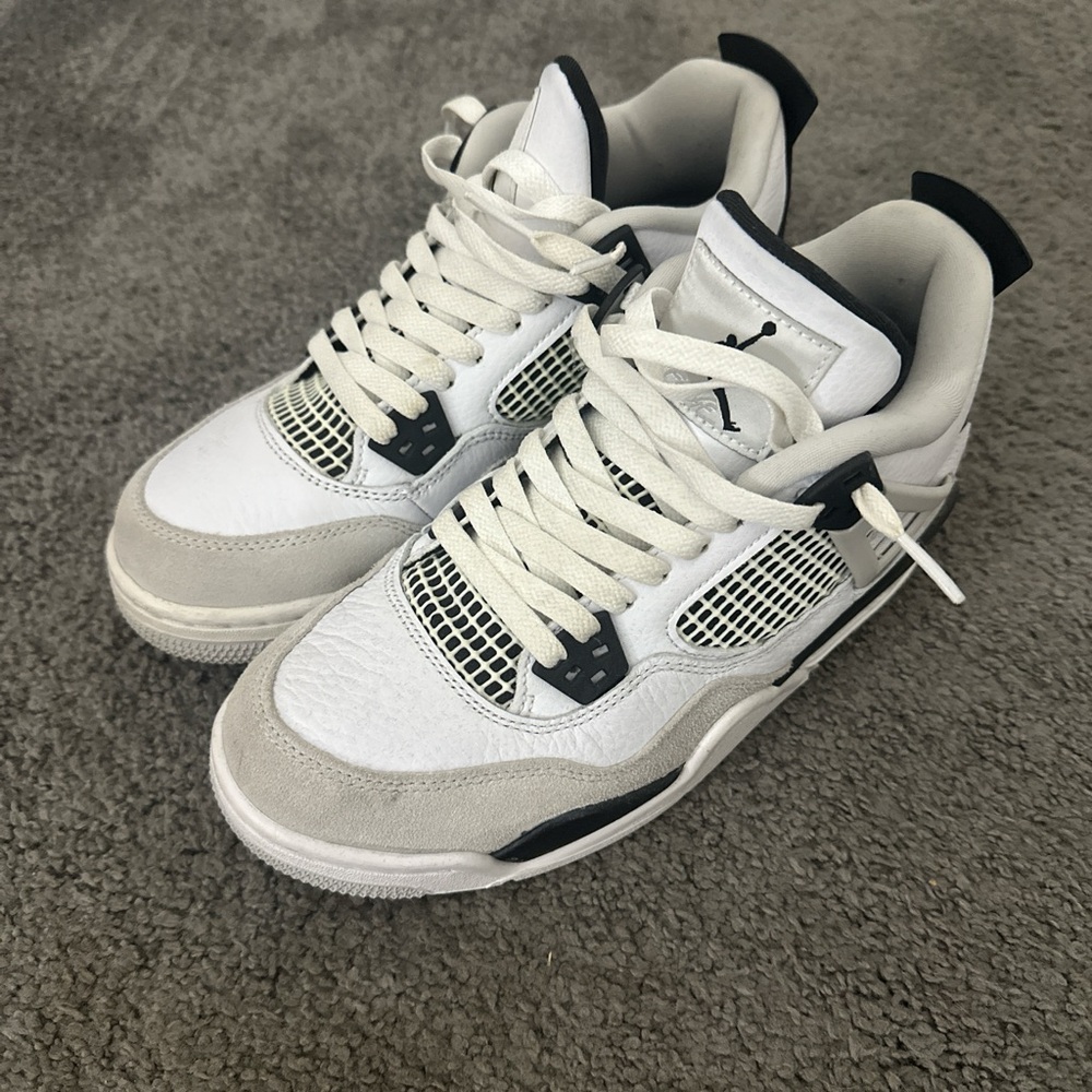 Jordan Men's White and Gray Sneakers